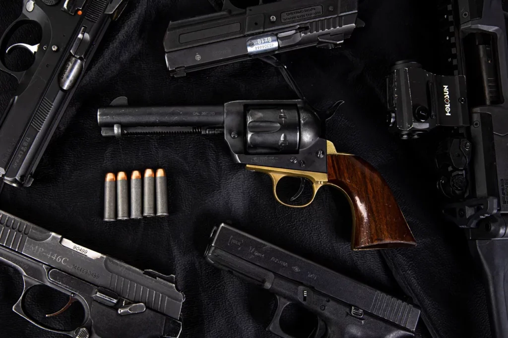 Пистолеты Canik, Armscor, Jericho, Walther и «Викинг» в арсенале